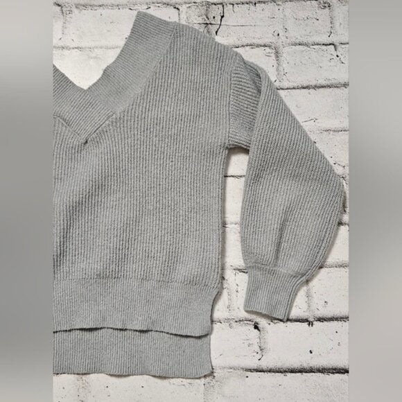 Pink Rose Gray Ribbed Knit V-Neck Sweater Balloon Sleeve Size Medium - Picture 6 of 10